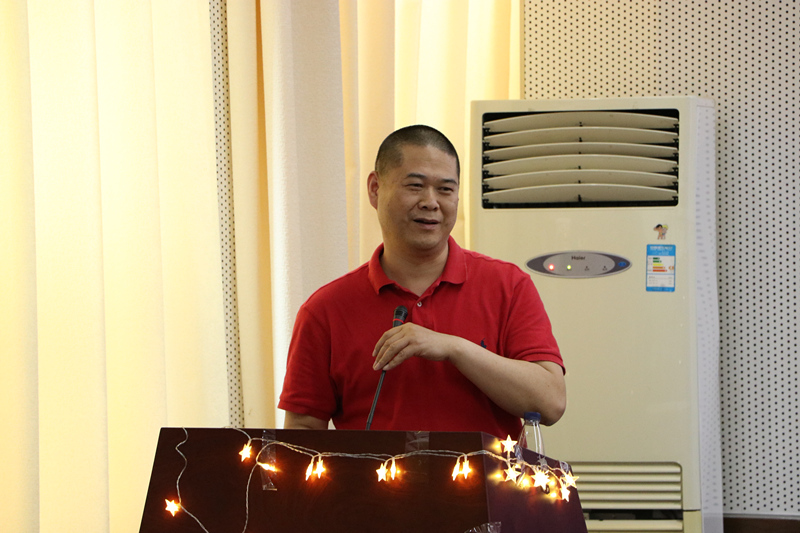 高坡_副本.jpg 高坡_副本.jpg