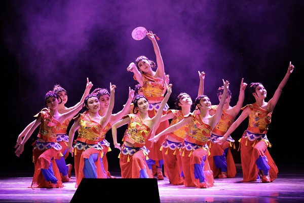 C:/Users/Administrator.R2N5NMTAA41WQFW/Desktop/“东方慧湖杯”苏州大学第八届大学生电影节暨第二十五届北京大学生电影节苏州分会场隆重开幕通讯稿和照片/1 .jpg